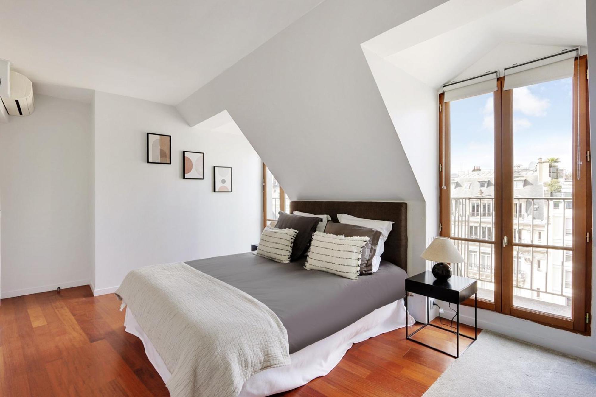 Eiffel Tower View Apartment ปารีส ภายนอก รูปภาพ