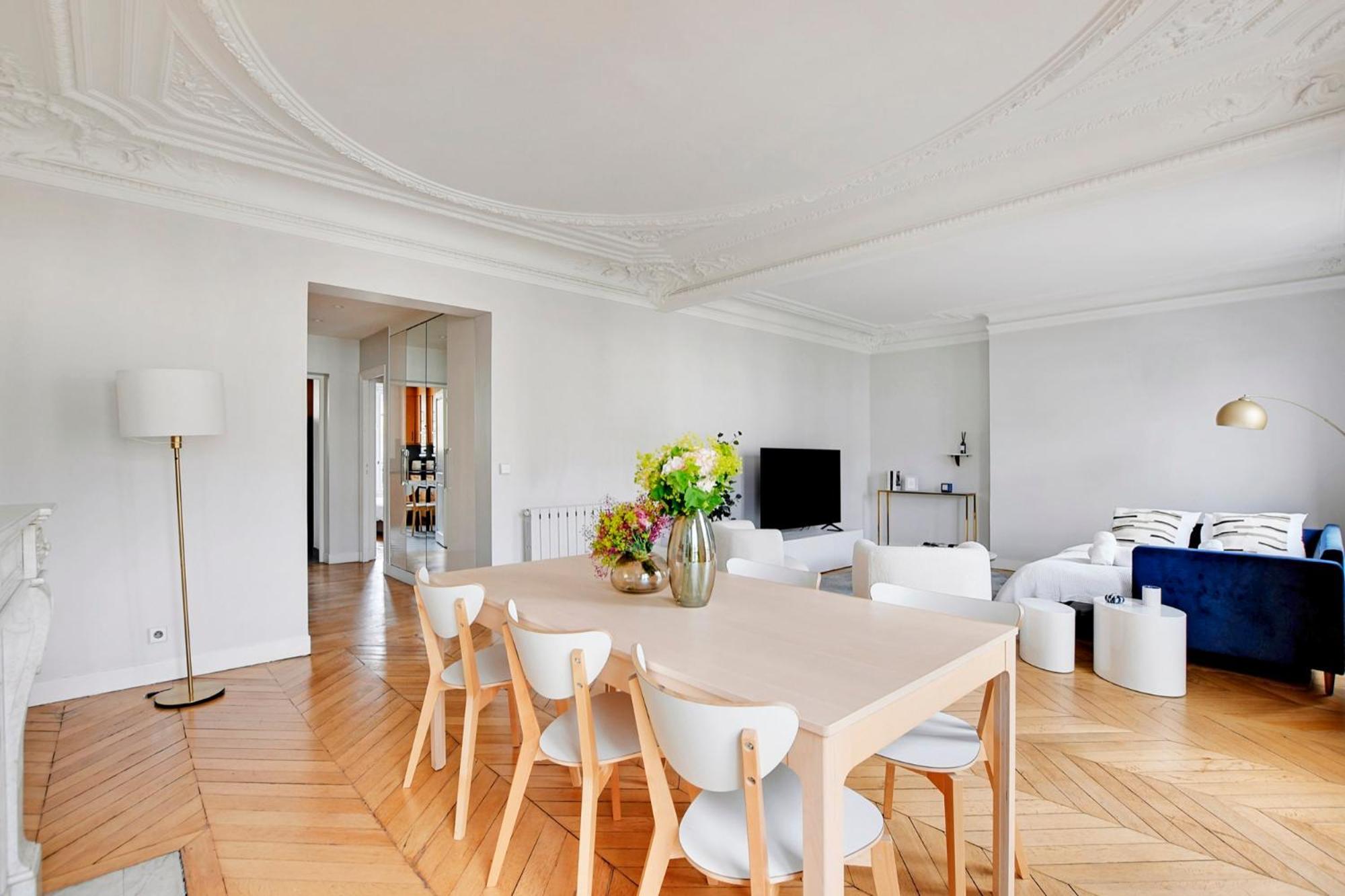 Eiffel Tower View Apartment ปารีส ภายนอก รูปภาพ